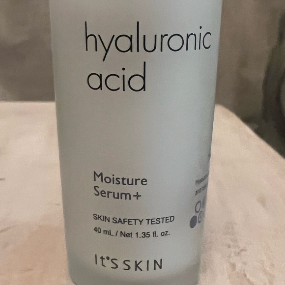 It's Skin Hyaluronic Acid - Picture 2 of 6
